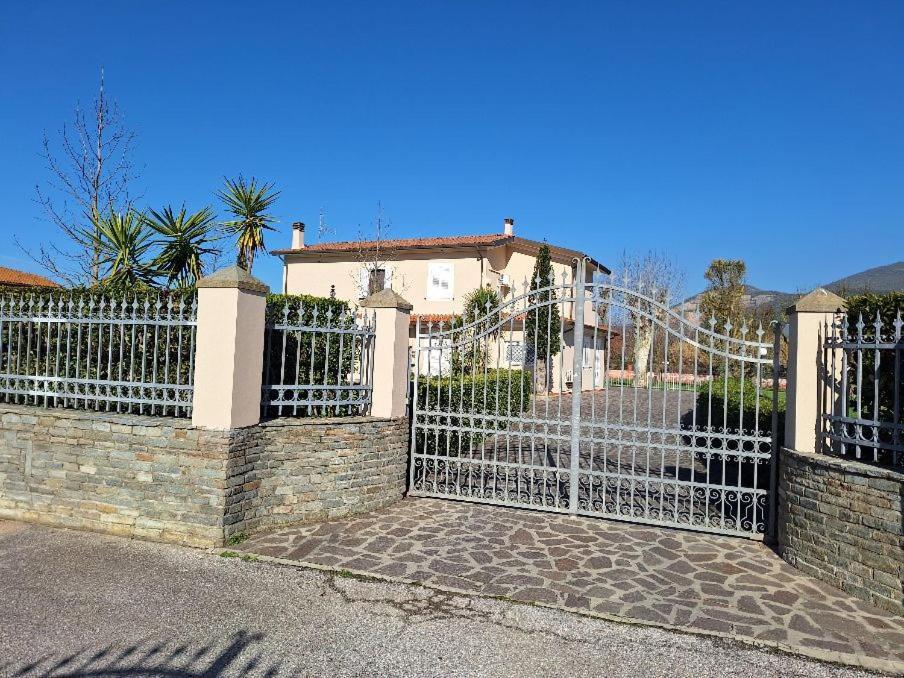 Ferienwohnung Leupupe Relax Cultura Mare Monti Cascina Exterior foto